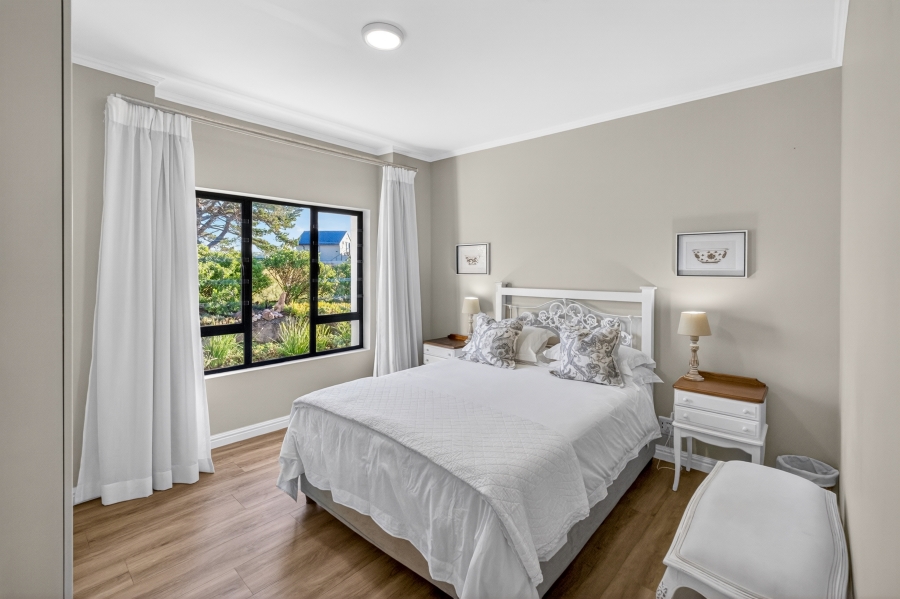 3 Bedroom Property for Sale in Baron View Western Cape